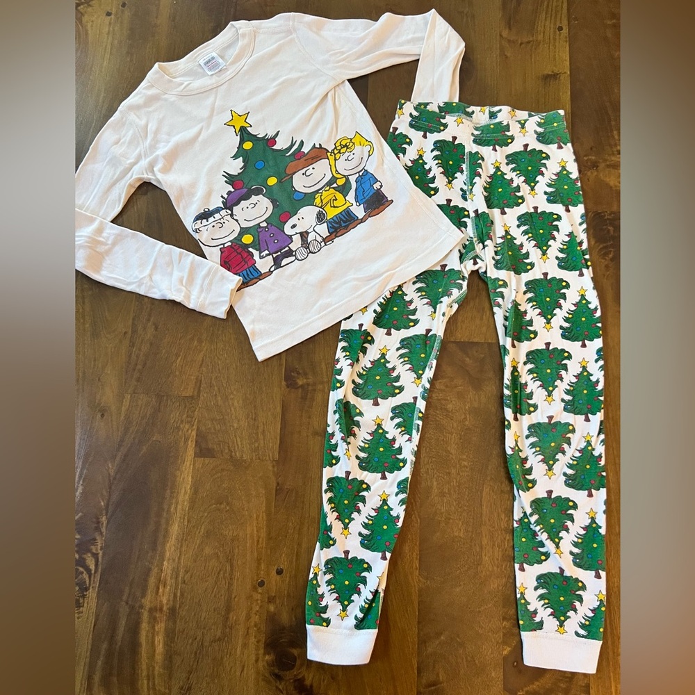 Hanna Andersson Peanuts, Snoopy, Charlie Brown Organic Cotton Pajamas Size 10